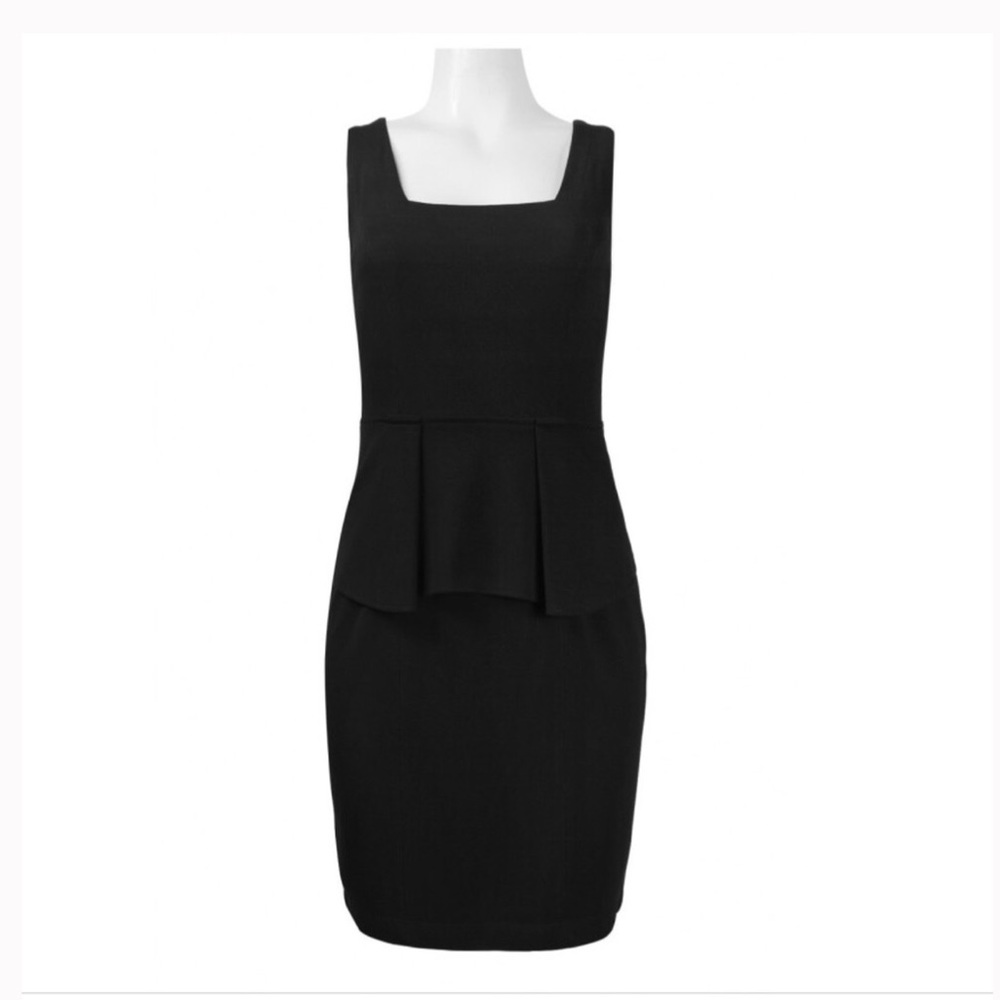 Muse Keyhole back Flutter front ponte dress